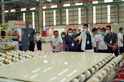 &ldquo;生態(tài)新材 創(chuàng)領(lǐng)未來(lái)-東鵬湖口超級(jí)工廠環(huán)保行&rdquo;活動(dòng)圓滿收官